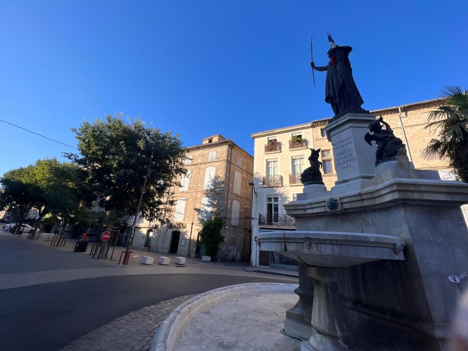 Centre Historique - Plages A 20 Mn Apartment Pezenas